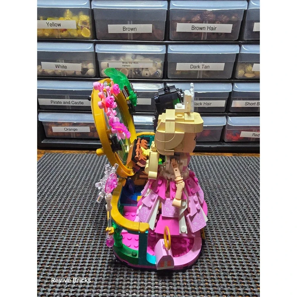 LEGO WICKED ELPHABA & GLINDA FIGURES PLAYSET 75682 | 6512676 | 99% Complete Read